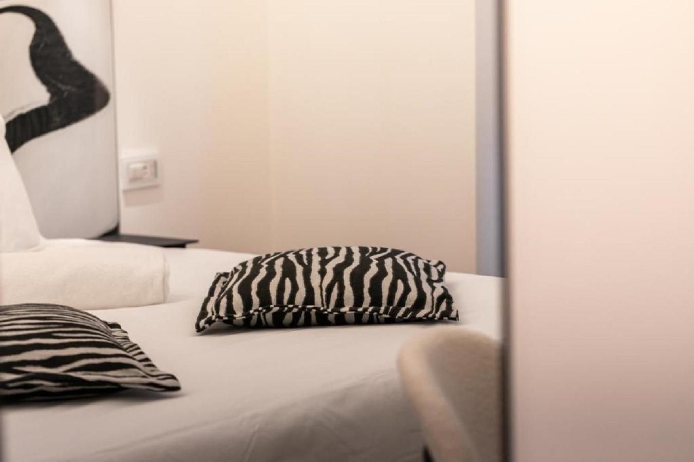Bhr Cavour 150 Hotel Rome Buitenkant foto